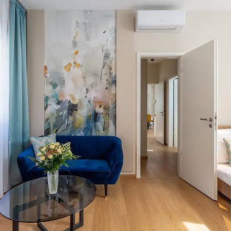 Nemes The Great - Petite * Nemesvita